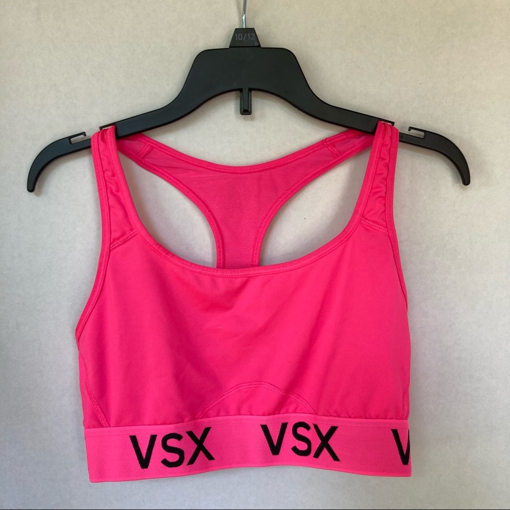 ⭐️ Victoria’s Secret hot pink sports bra⭐️